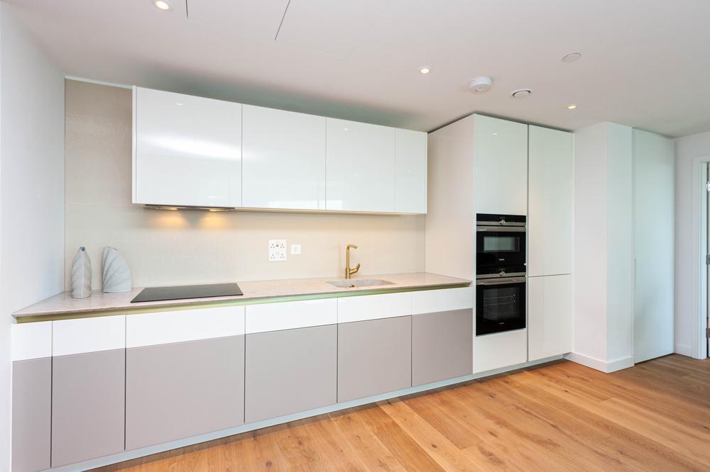 Flat Agar Grove in Greater London