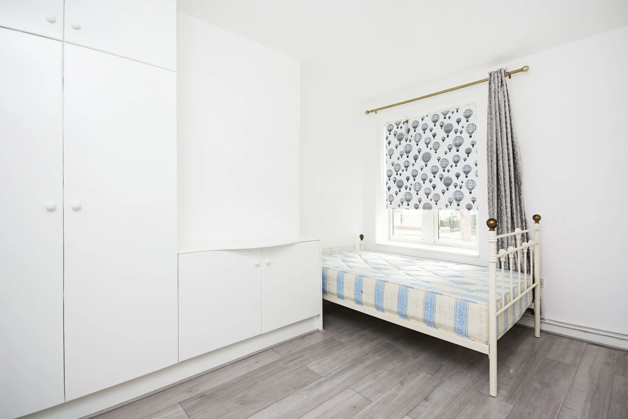 Flat Amhurst Road in Greater London