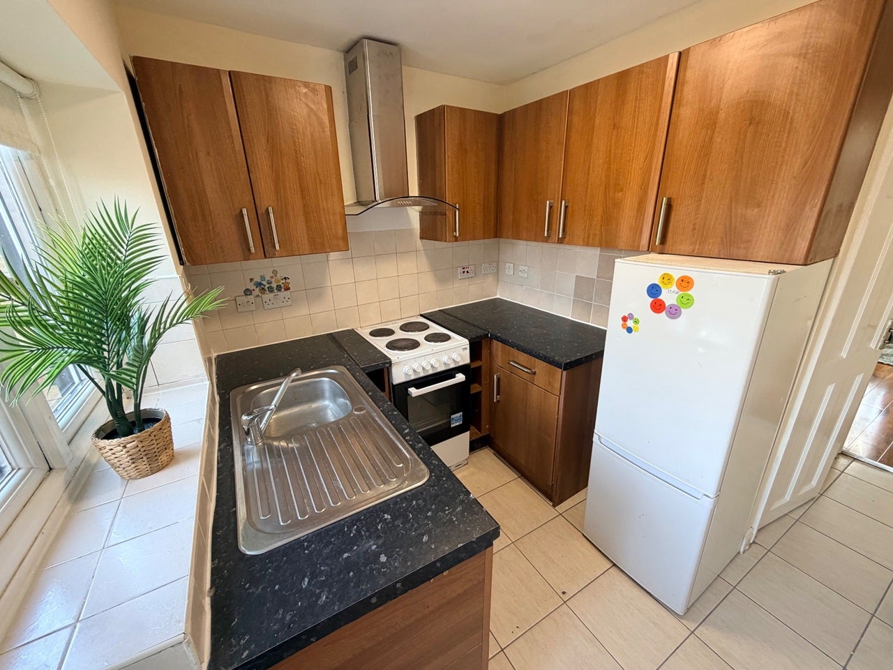 Flat The Vale in Greater London