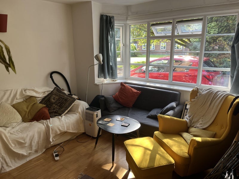 Room Wilmslow Road in Manchester