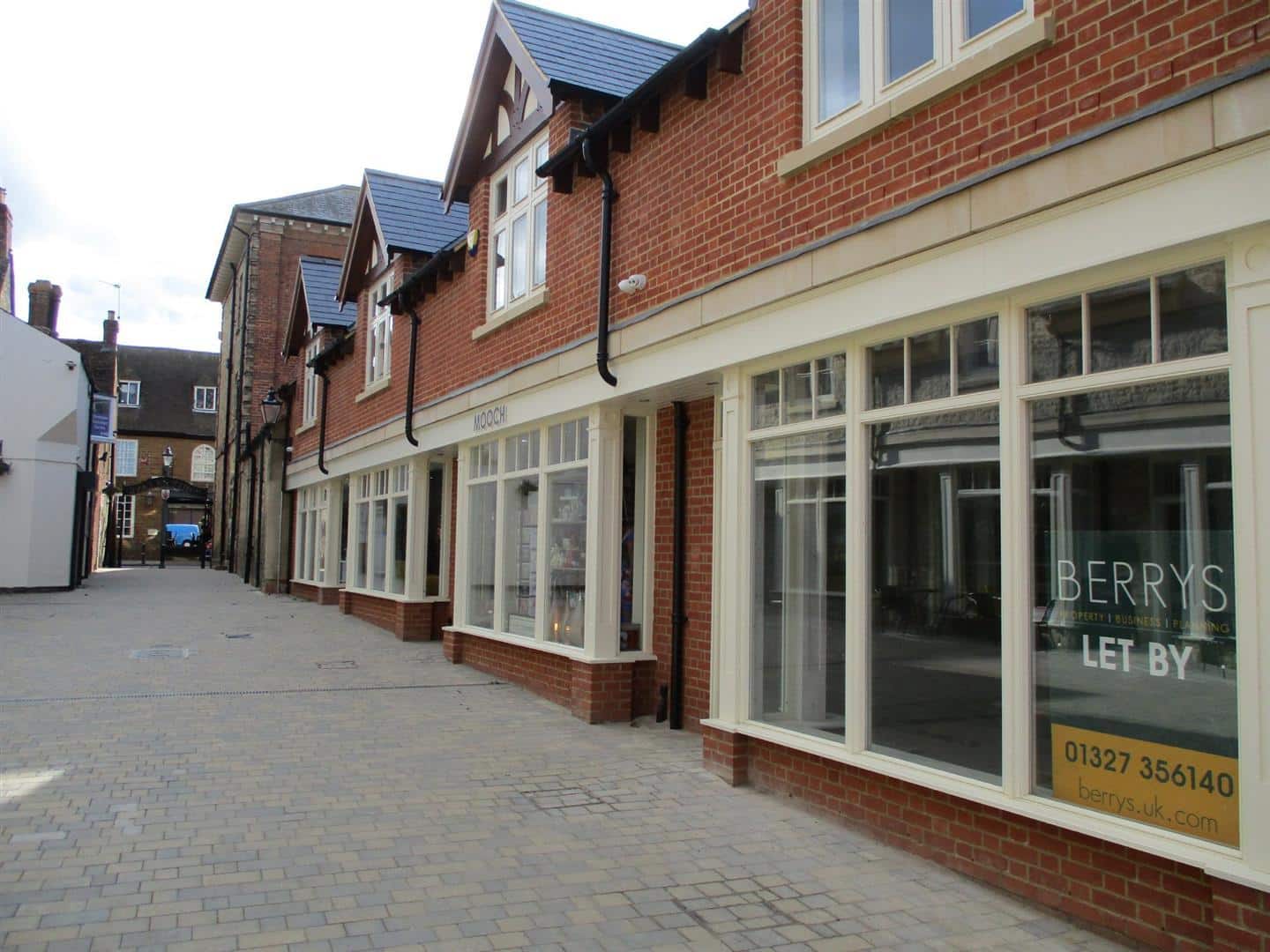 Flat Moat Lane in Towcester