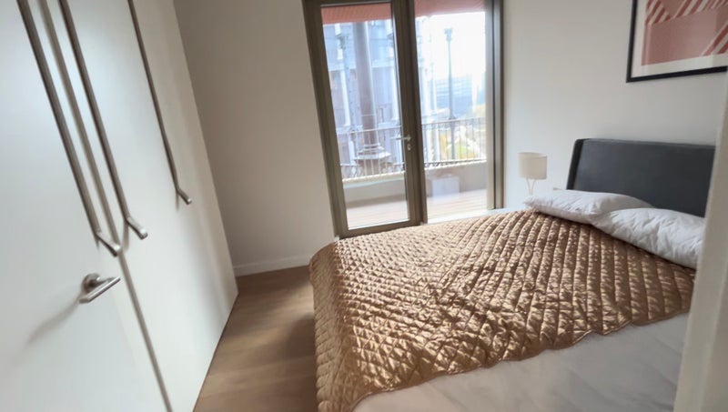 Room Canal Reach in Greater London
