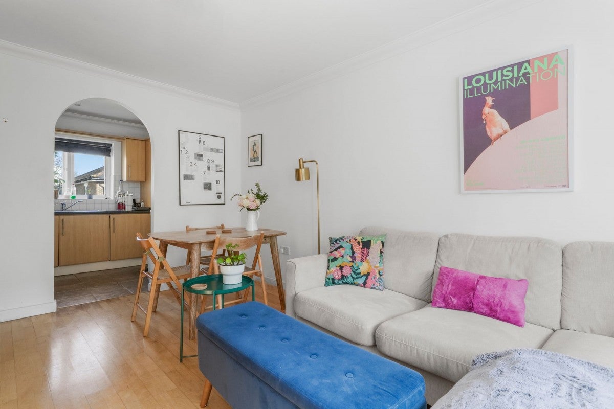 Flat Wilmer Place in Greater London