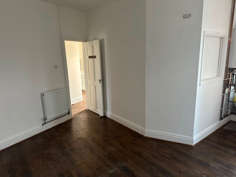 Room Aberystwith Street in Cardiff