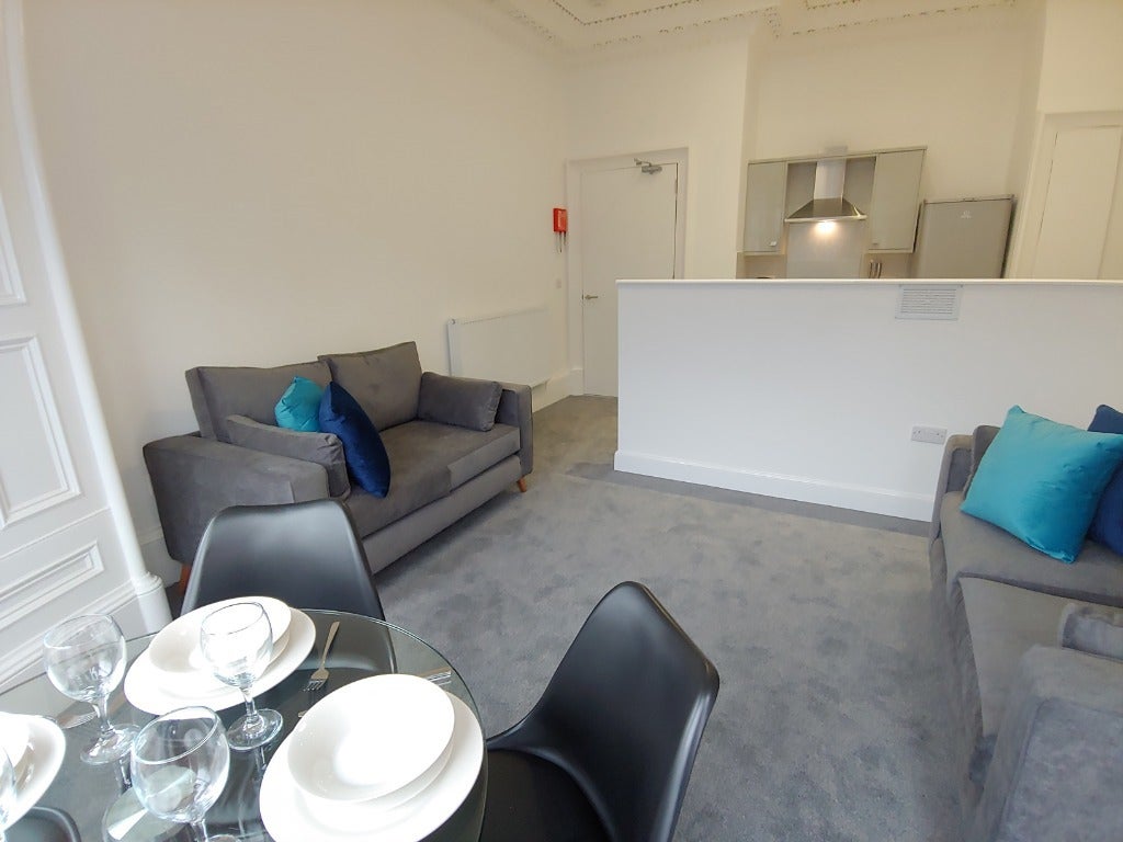 Flat Lauriston Gardens in City of Edinburgh