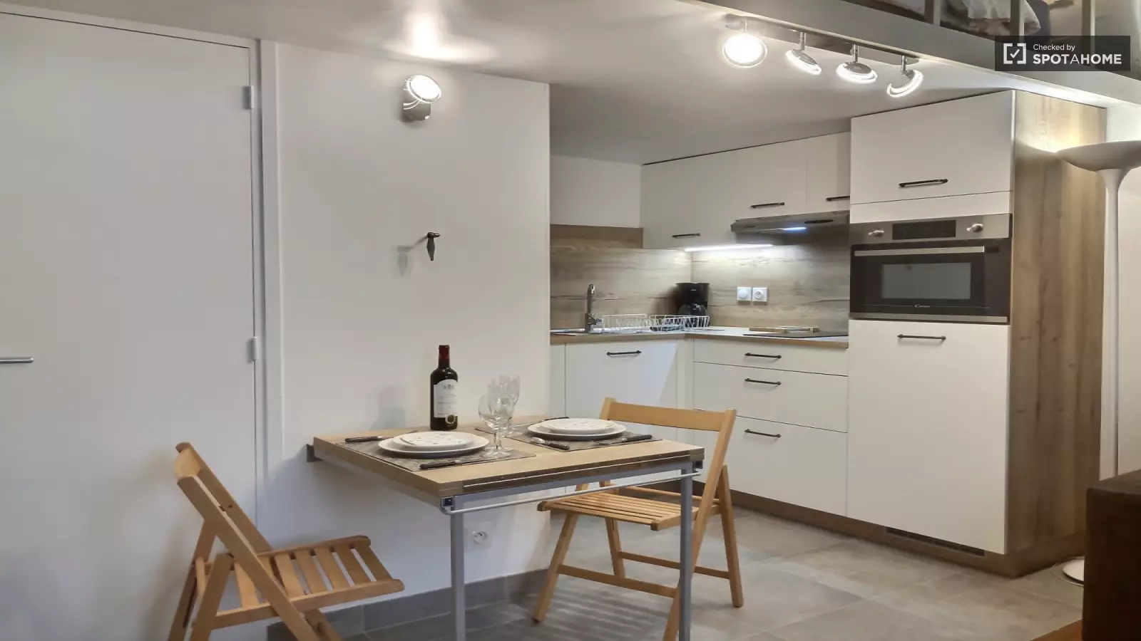 Appartement Rue Saint-Claude à Paris