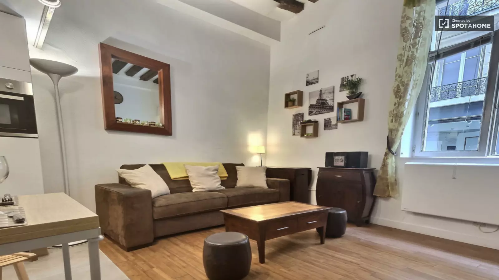 Appartement Rue Saint-Claude à Paris