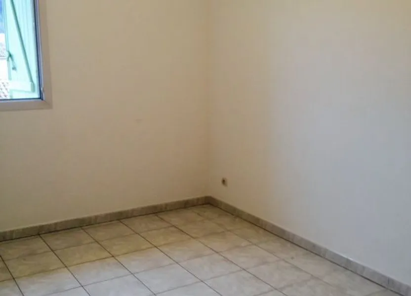 Flat Chemin de Cravesan in La Roquette-sur-Siagne
