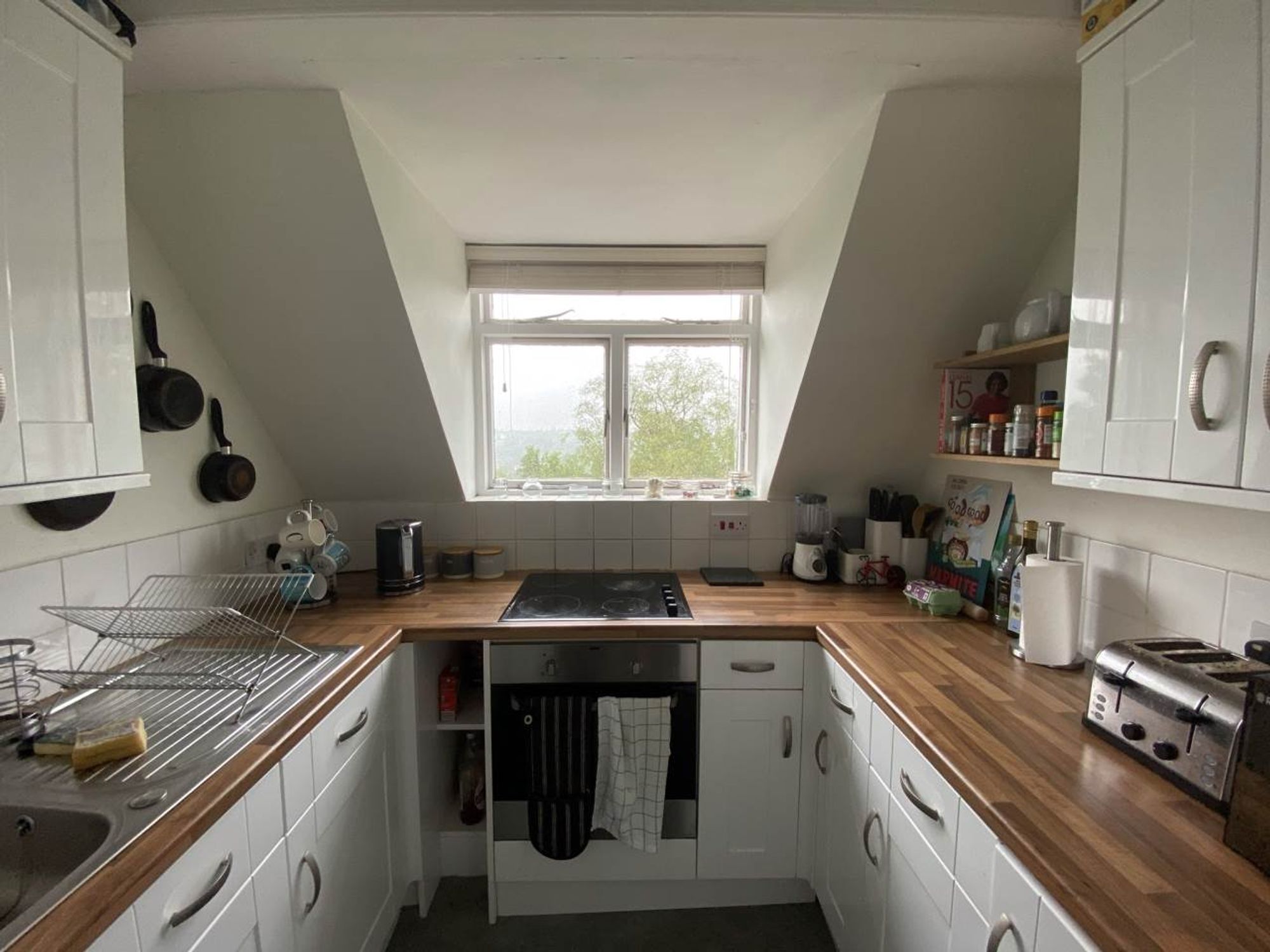 Flat Broadwater Down in Tunbridge Wells