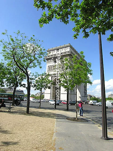 Flat Rue du Sergent Hoff in Paris