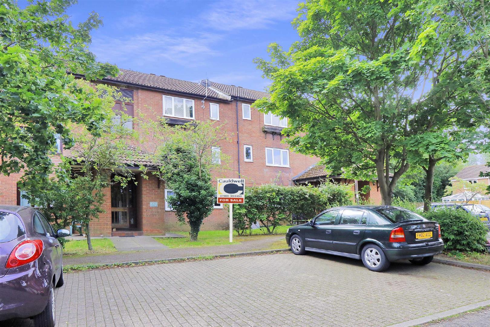 Flat Denmead in Milton Keynes