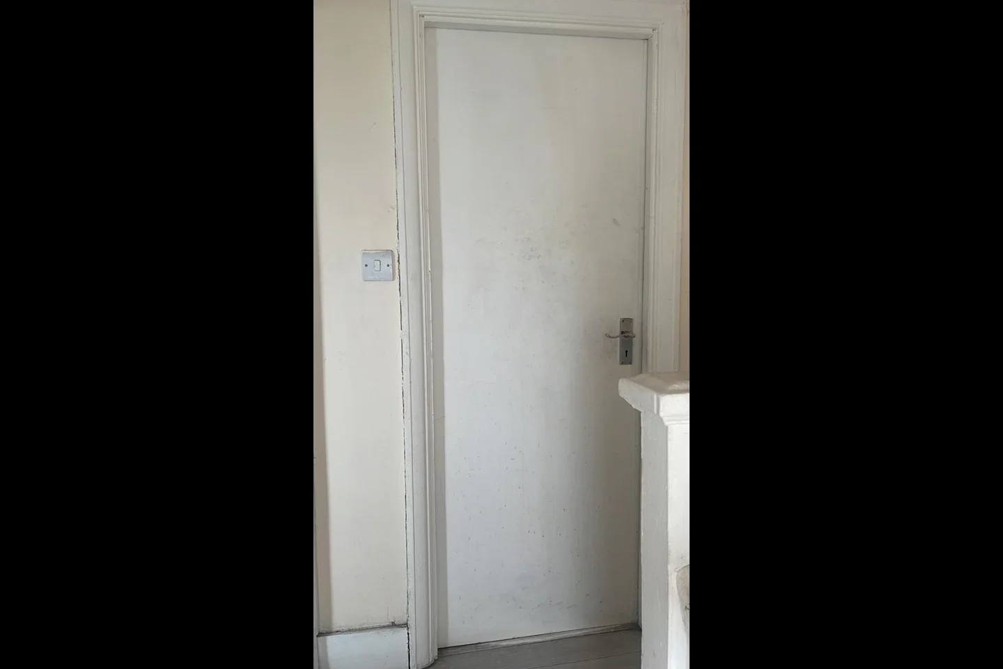 Room Hounslow Road in Greater London