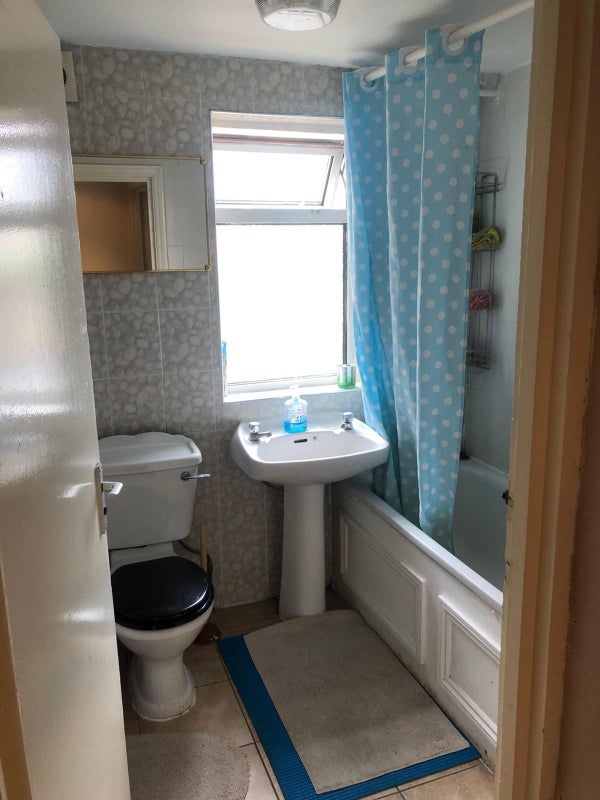 Room Farleigh Road in Greater London