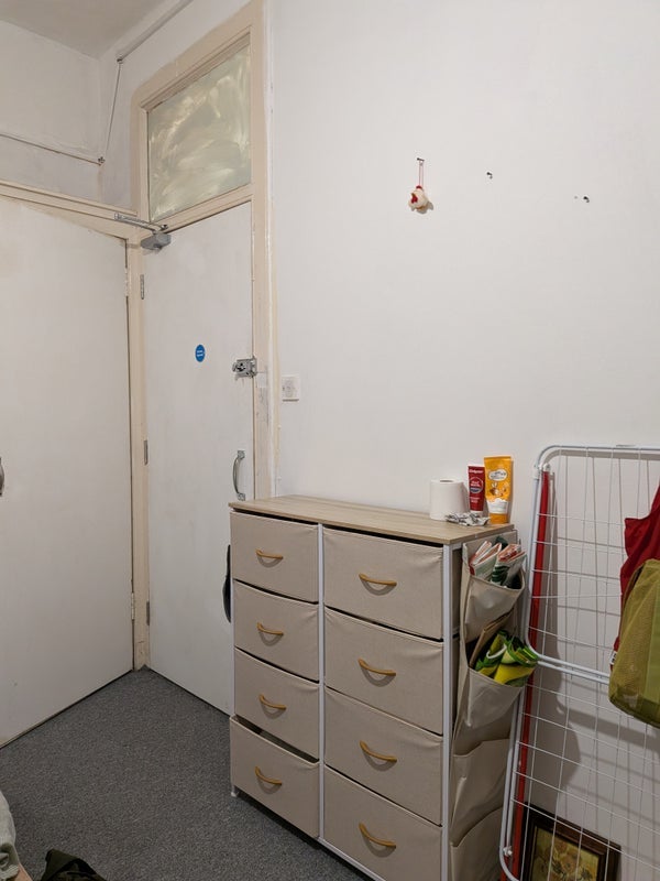 Room Lorne Place in City of Edinburgh