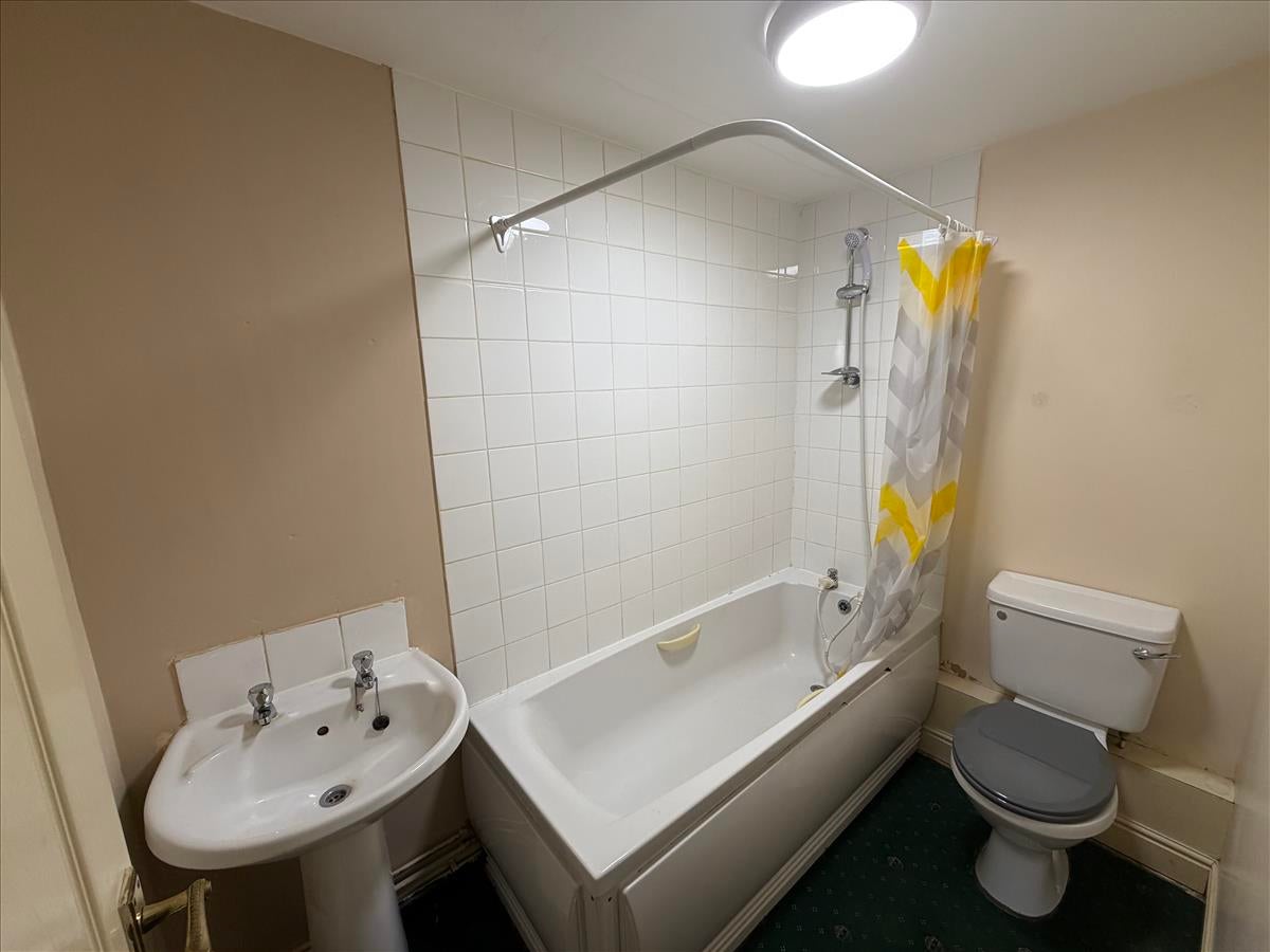 Flat Fazakerley Street in Chorley
