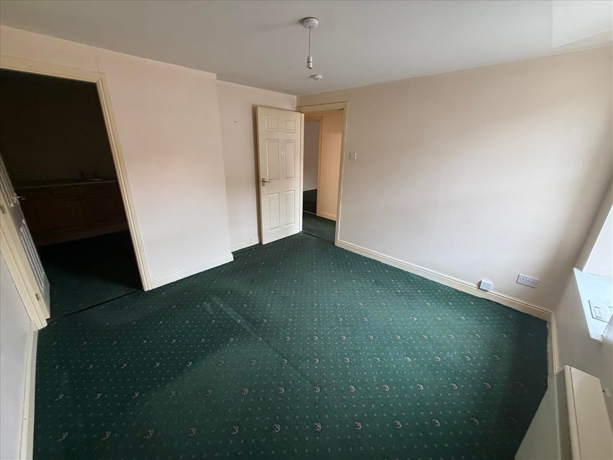 Flat Fazakerley Street in Chorley