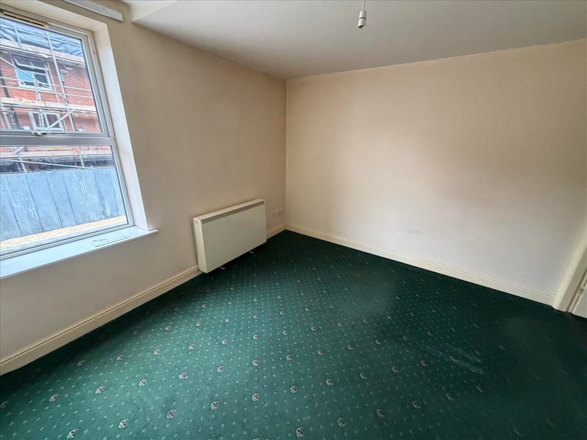 Flat Fazakerley Street in Chorley