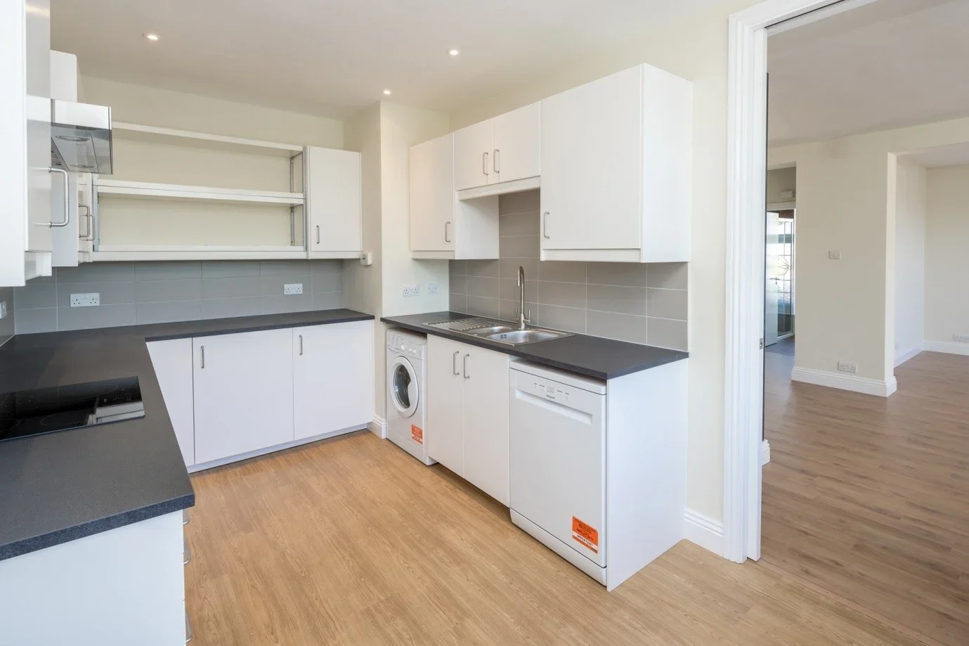 Flat Coppetts Road in Greater London