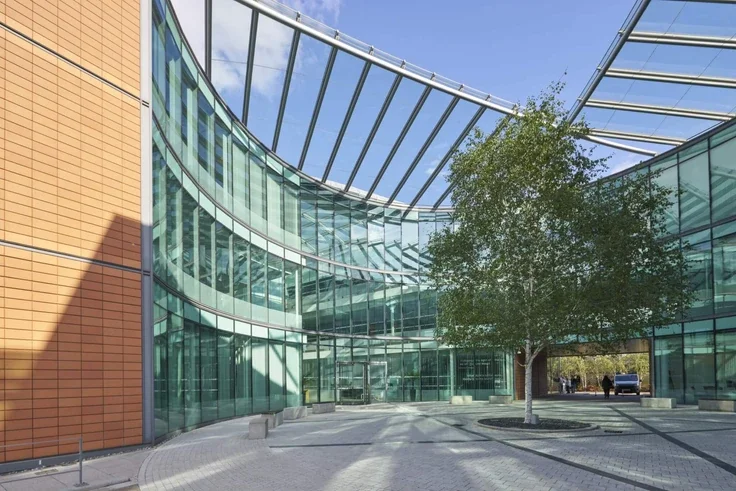 Flat Wokingham Road in Bracknell