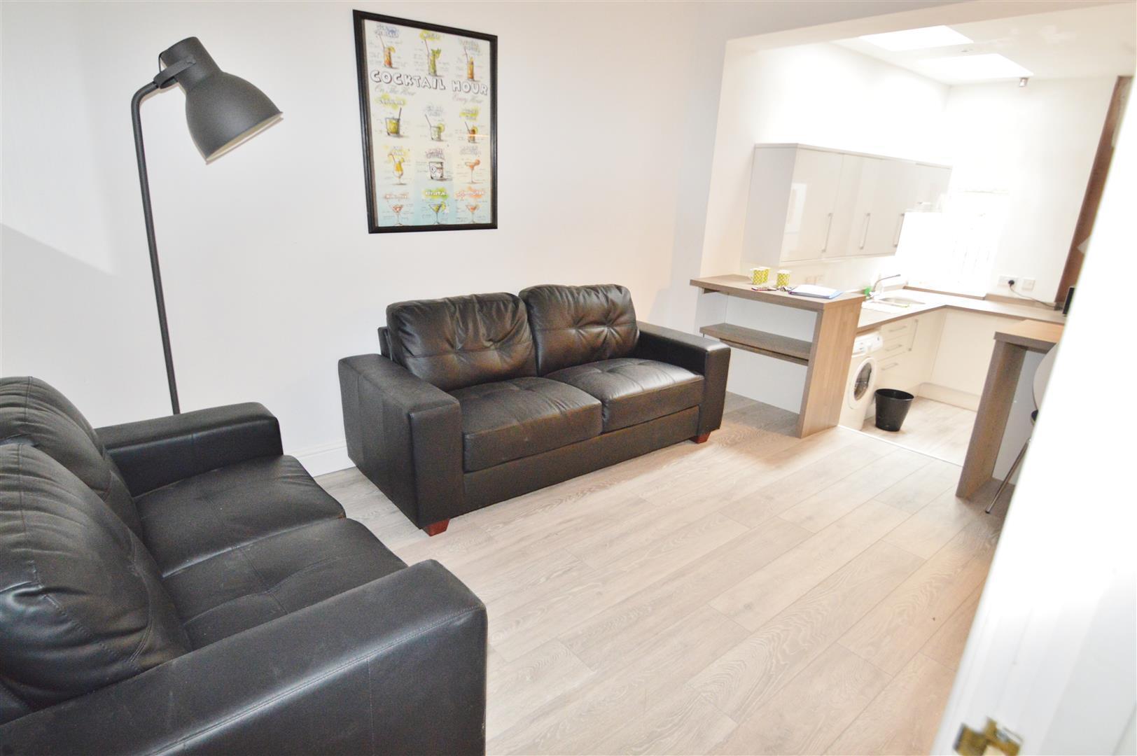 Flat Heeley Road in Birmingham