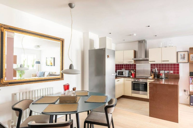 Room Woodmill Close in Greater London