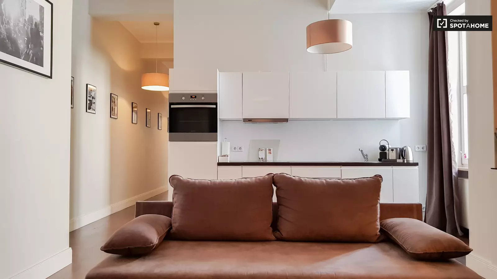 Wohnung Pohlstraße in Berlin