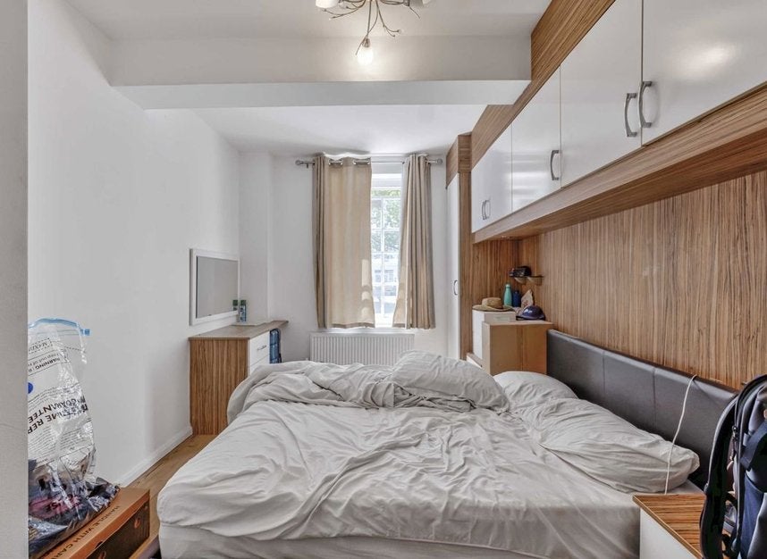 Flat Penfold Street in City of Westminster