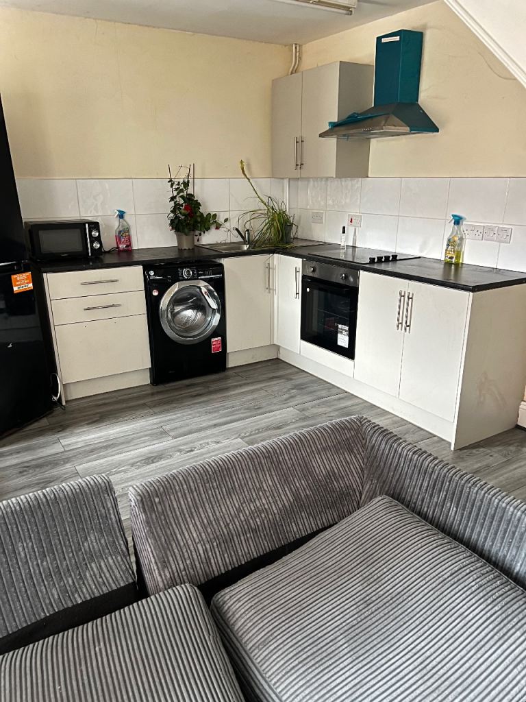 Flat Norman Way in Melton