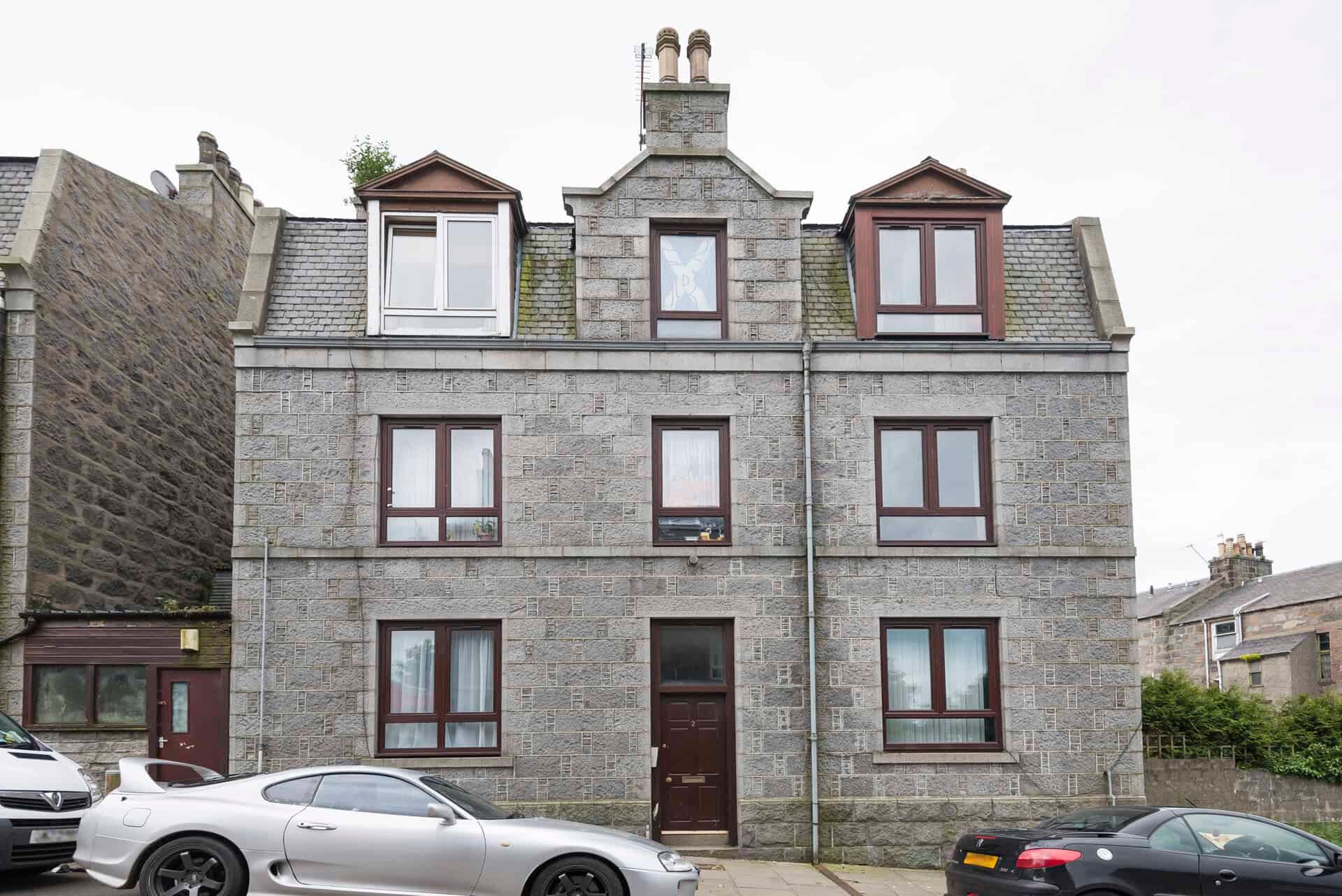 Flat Walker Place in Aberdeen City