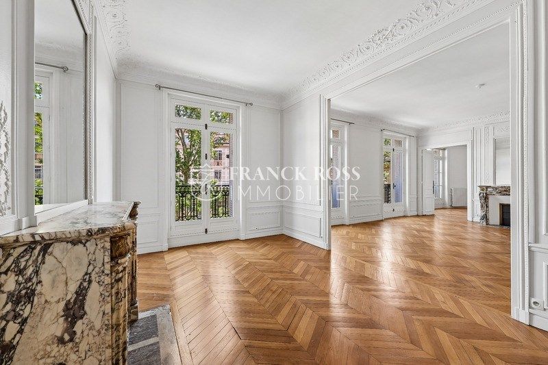 Appartement Rue d'Assas à Paris