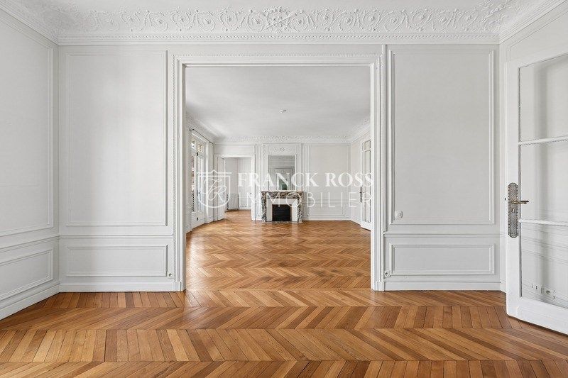 Appartement Rue d'Assas à Paris