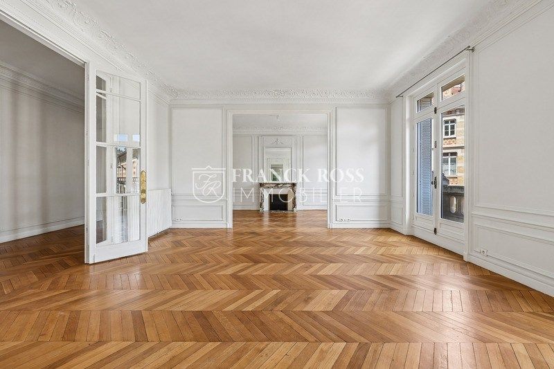 Appartement Rue d'Assas à Paris