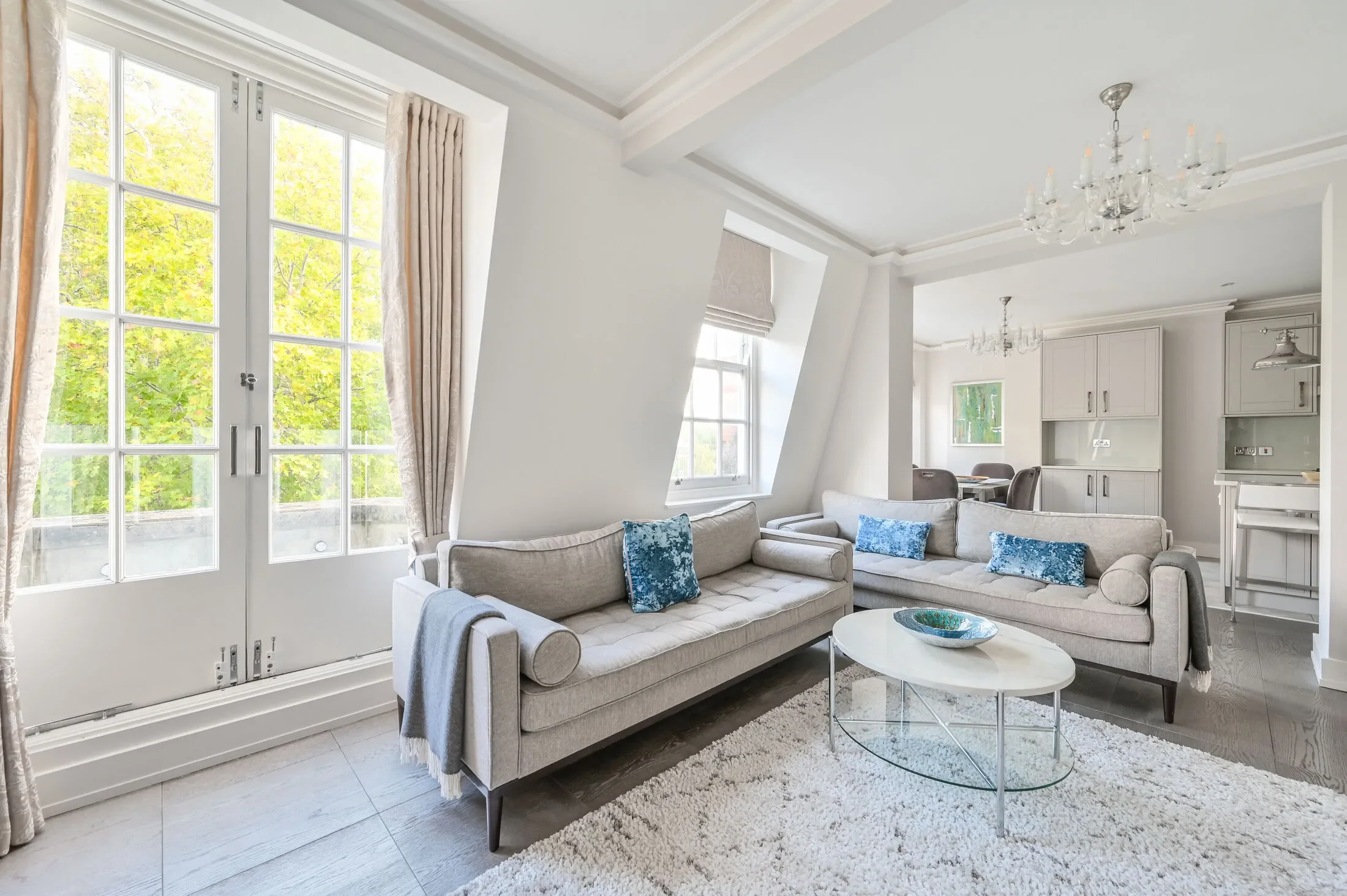 Flat Redcliffe Square in Greater London