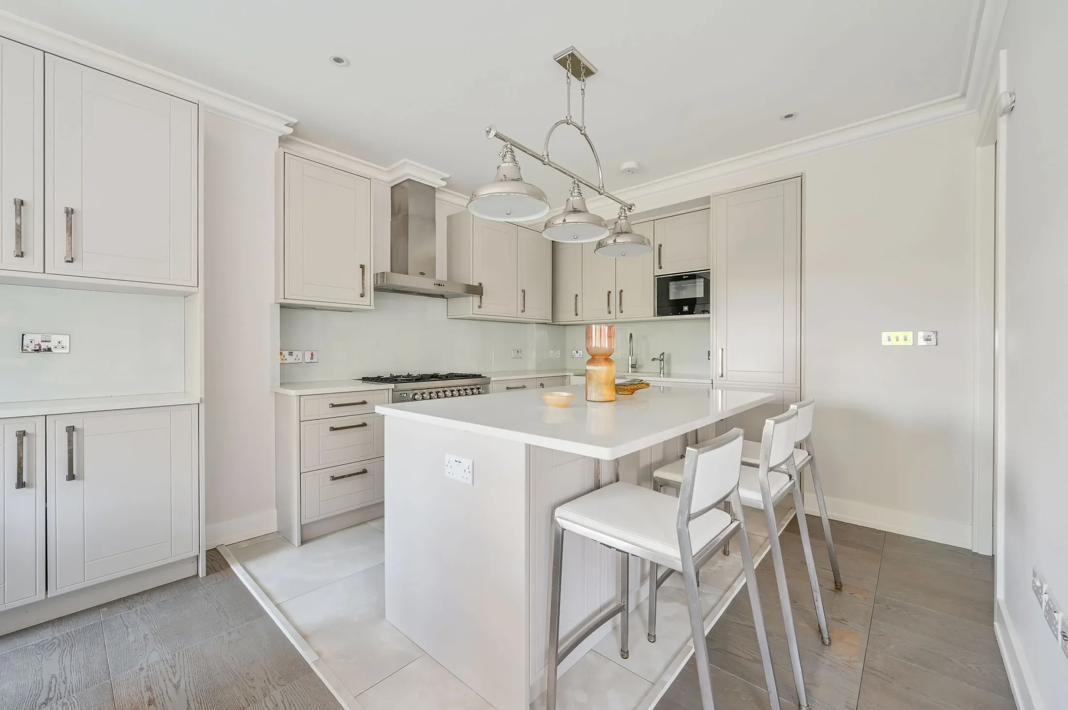 Flat Redcliffe Square in Greater London