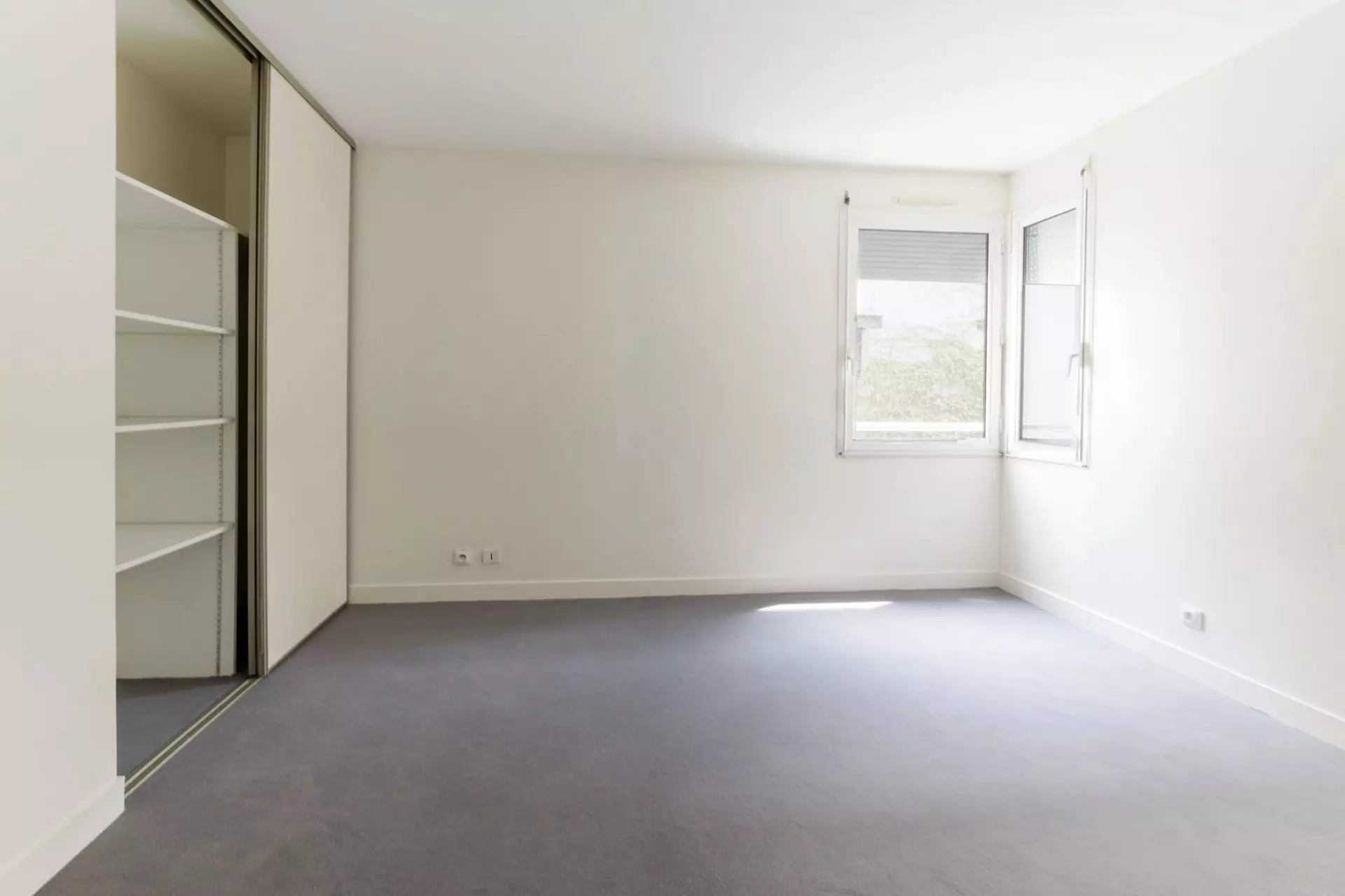 Appartement Place Léon Blum à Paris