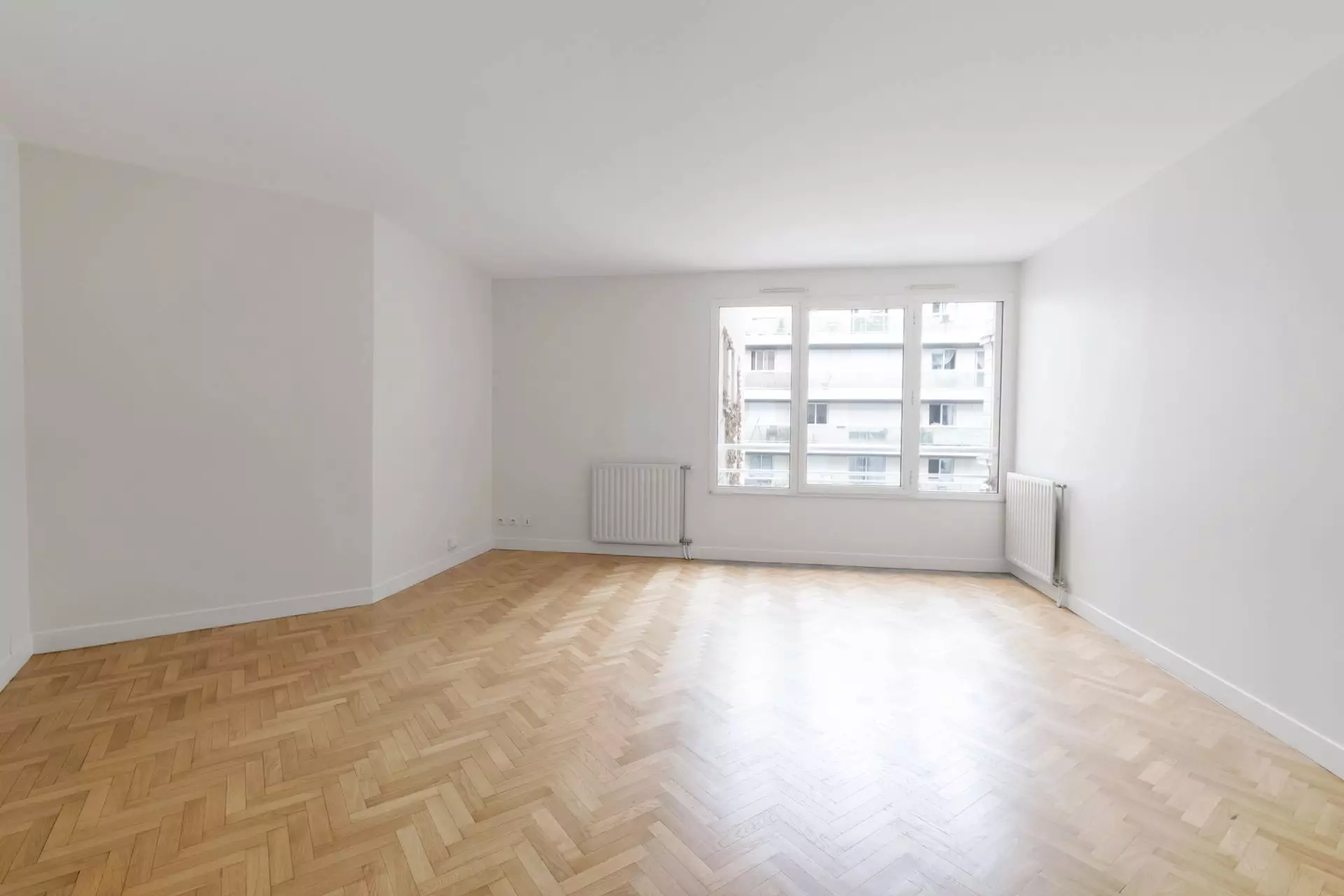 Appartement Place Léon Blum à Paris