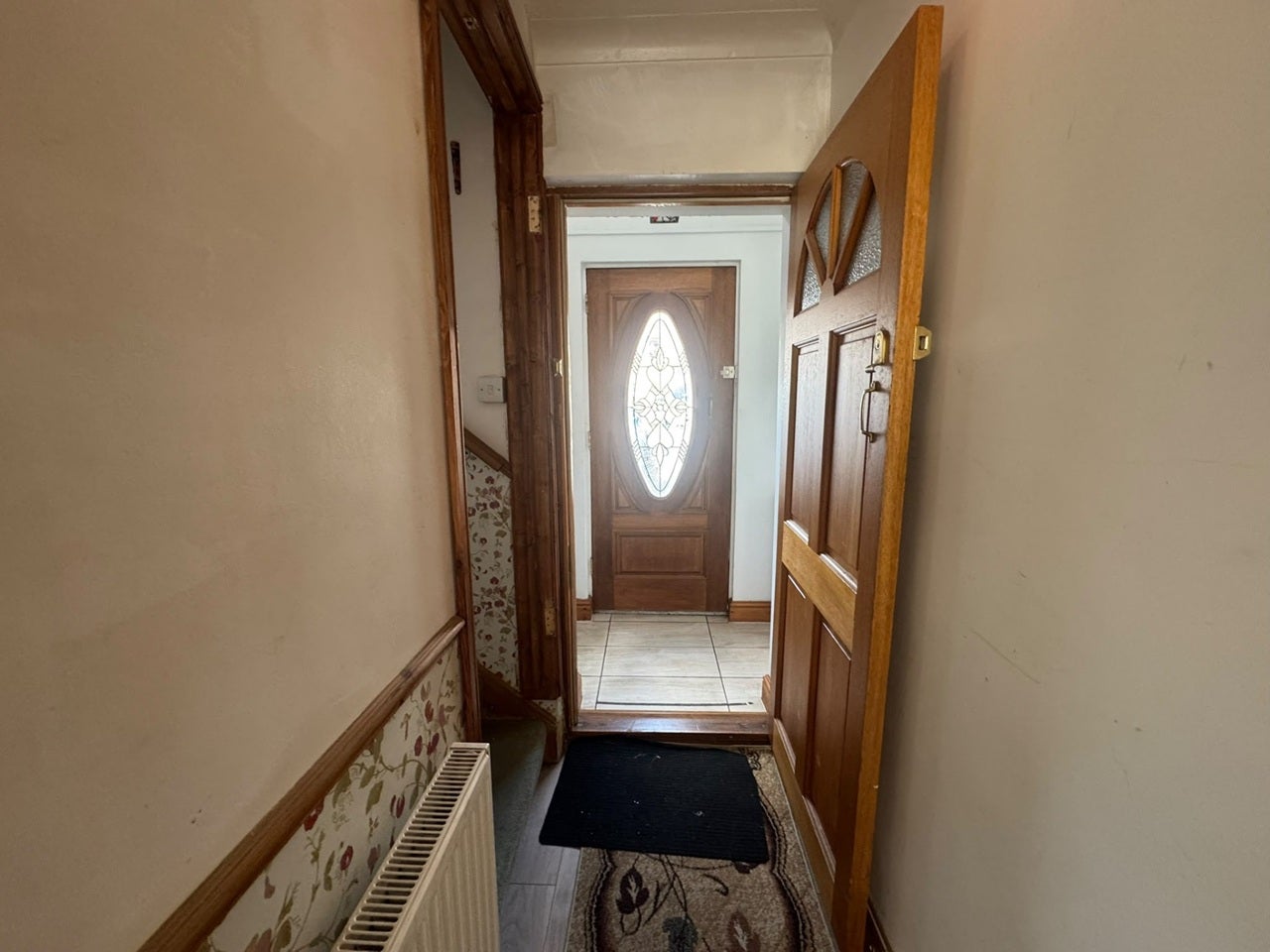 Flat Fairlop Gardens in Greater London