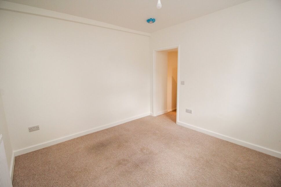 Flat West Hill in Portishead