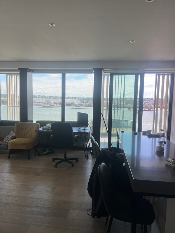 Room Riverside Walk in Greater London