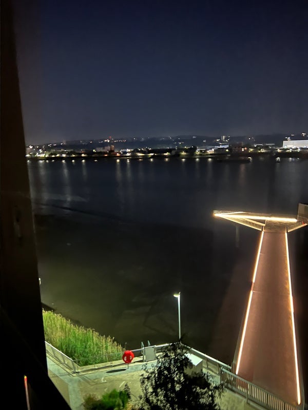 Room Riverside Walk in Greater London