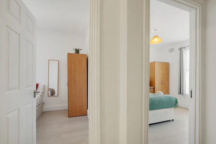 House Watts Close in Greater London