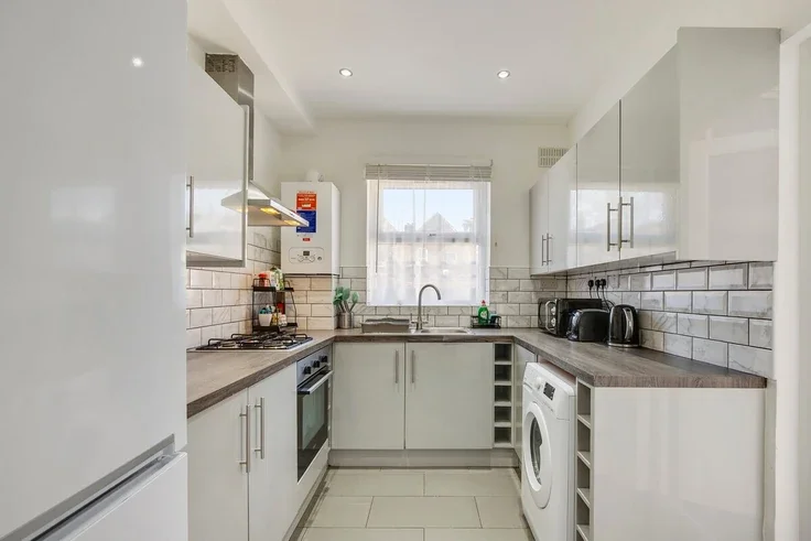House Watts Close in Greater London
