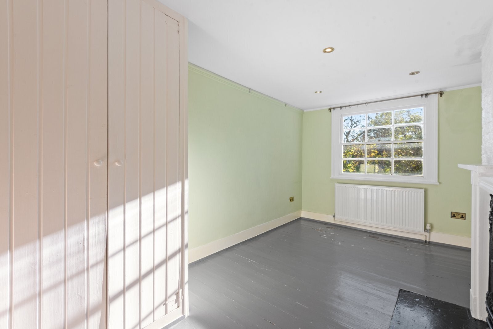 House Ripplevale Grove in Greater London