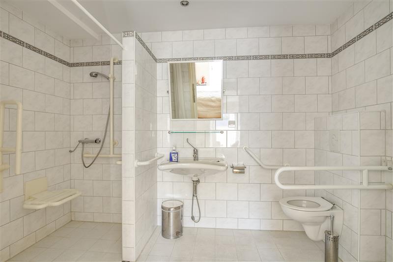Tussenwoning te koop: Lilastraat 36, Almere