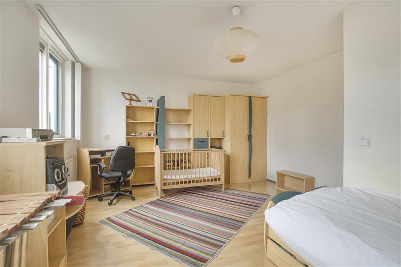 Tussenwoning te koop: Lilastraat 36, Almere
