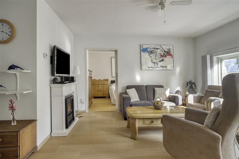 Tussenwoning te koop: Lilastraat 36, Almere