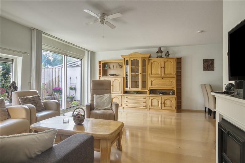 Tussenwoning te koop: Lilastraat 36, Almere