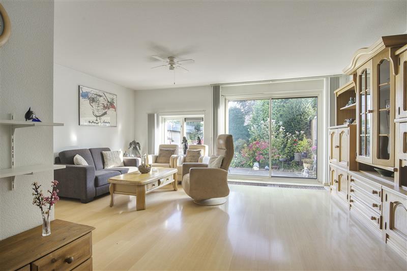 Tussenwoning te koop: Lilastraat 36, Almere