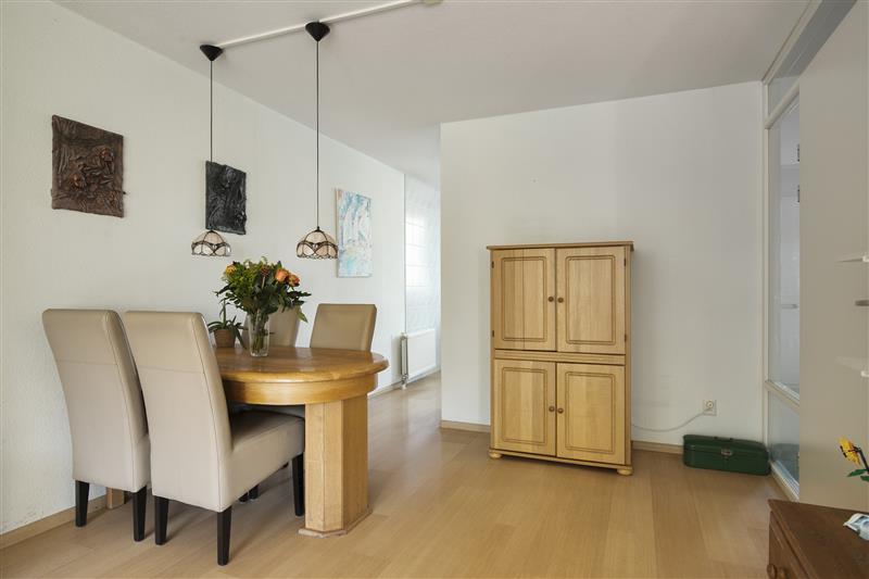 Tussenwoning te koop: Lilastraat 36, Almere