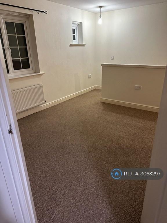 Flat Oakfield Lane in Hemingbrough